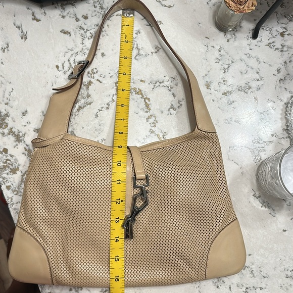 Gucci Beige Perforated Jackie Leather Shoulder Bag Used Authentic - Picture 15 of 16